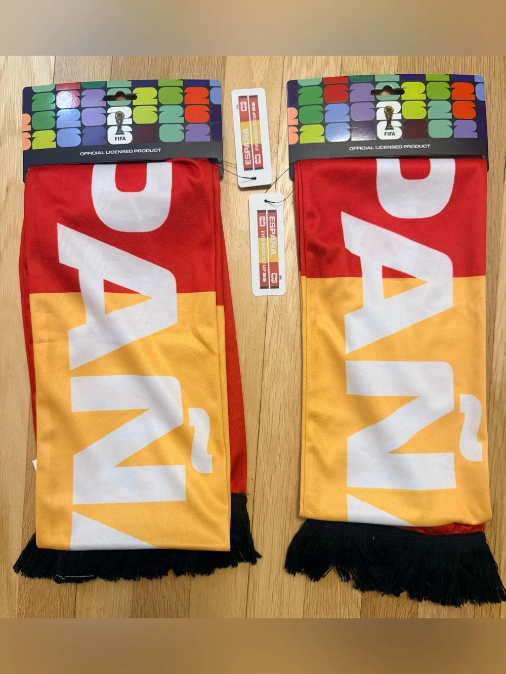 España Spain Soccer Fan Pack - Team Hats (2) and Fifa Scarfs (2) - NEW